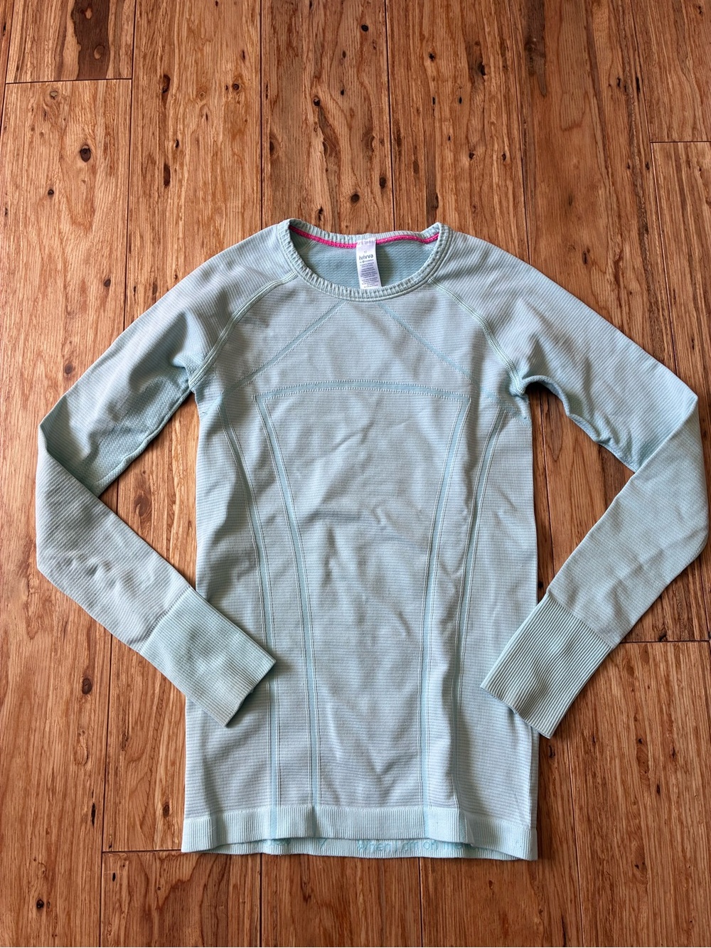 Ivivva Girls Swiftly Tech Long Sleeve Athletic Top Seafoam Green Size 10